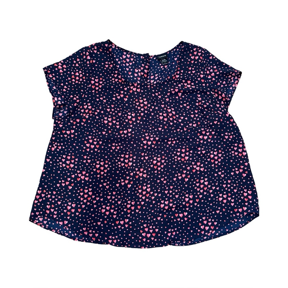 Torrid Pink Hearts on Blue Short Sleeve Shirt (Size 2X) 💖